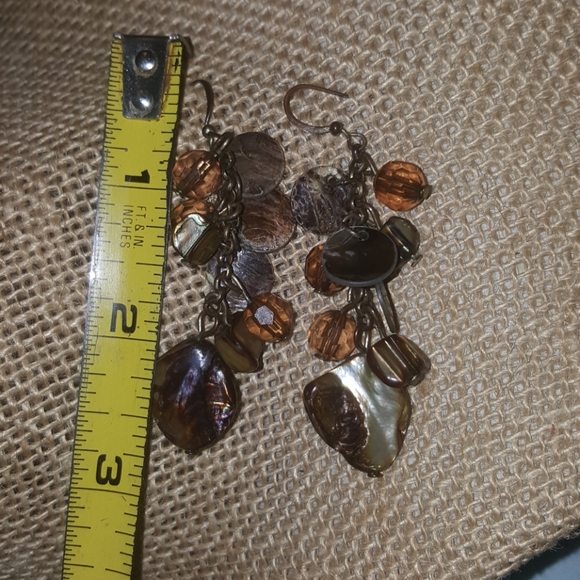 Shell Earrings - Picture 4 of 4